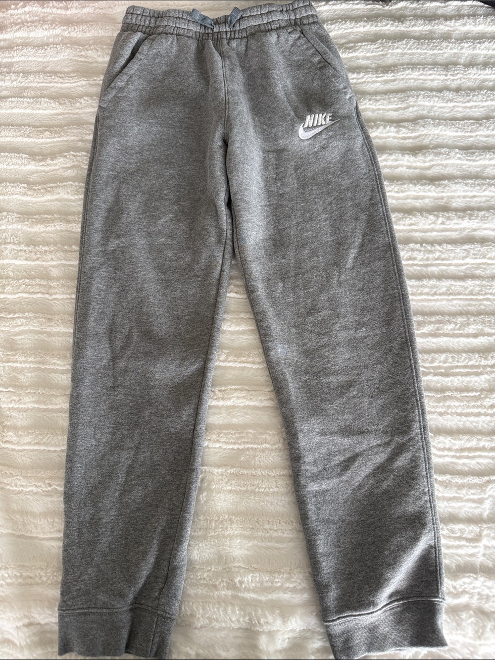 Nike Kids Gray Fleece Joggers with White Logo